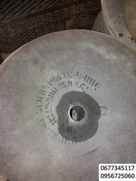  диски отрезные вулканитовые ,вулканитовые отрезные круги для точного реза. Отрезные  400х4х32 14А (ИАЗ), олх,  400х3х32 14А (ИАЗ) , 250х8х32, jk[, 